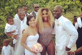 Jul 02, 2021 · the director, cate shortland, brought in a coach to help the two black widow stars bond. Serena Williams Hit The Beach With Caroline Wozniacki And Crashed A Wedding For The Win