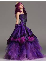 Pin By Barbara Oldham On Dove Cameron Dove Cameron Descendants Descendants Costumes Disney Descendants Mal