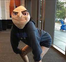 However, if you are not so oversensitive, now is the best time to have a good laugh. Pin On Coisas Aleatorias O Retorno