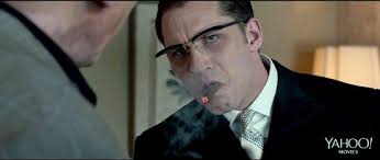 Song sinh sát thủ cuốn hút nhờ vai kép của Tom Hardy