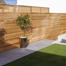 Valla Cequence De Listones Cedar Panel Borde Biselado Cedar Wood Fence Slatted Fence Panels Wood Fence Design