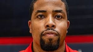 Ralph Leary's Instagram, Twitter & Facebook