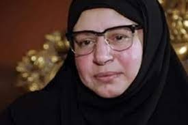 من هو احمد كمال زوج عبلة كامل ويكيبيديا ؟ كان معروفًا أنها تختار أعمالها بعناية ولا تكتفي إلا بالأعمال المتميزة ، وبدأ الجمهور يتعرف عليها من خلال فيلم وداعا بونابرت ليوسف شاهين ، ثم بدأت خطوة بخطوة لتحتل مكانة مرموقة. Ø²ÙˆØ¬ Ø¹Ø¨Ù„Ø© ÙƒØ§Ù…Ù„ ÙŠÙØ¬Ø± Ù…ÙØ§Ø¬Ø£Ø© Ø¨Ø´Ø£Ù† Ø¹ÙˆØ¯ØªÙ‡Ø§ Ù„Ù„ØªÙ…Ø«ÙŠÙ„ Ø§Ù„Ù…ØµØ±ÙŠÙˆÙ†