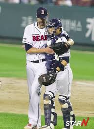 2007년에 1군에 처음 올라와 3경기에만 출전했다. í¬í†  ë'ì‚° ë‹ˆí¼íŠ¸ ì–'ì˜ì§€ ì™„ë²½í•œ í˜¸íˆ¬ë¡œ ìŠ¹ë¦¬ íŒŒì´ë‚¸ì…œë‰´ìŠ¤