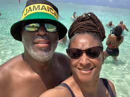 Seven Mile Beach in Grand Cayman Islands Water Quality