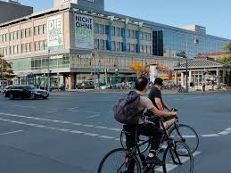 Hier findest du die öffnungszeiten vom deutsche bank. Das Tor Zu Neukolln Qm Donaustrasse Nord