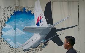 Sự mất tích bí ẩn của máy bay mh370 làm khơi dậy nhiều giả thuyết. Australia May Bay Máº¥t Tich Mh370 Ä'a RÆ¡i Khong Kiá»ƒm Soat