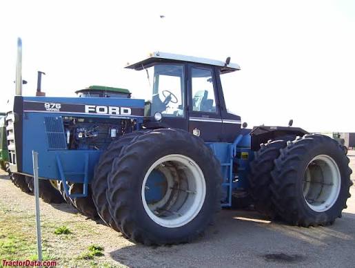 Ford 976 Tractor