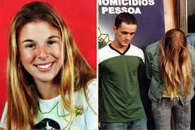 Eles contam narrativas paralelas que exploram a polêmica em torno do assassinato dos pais de suzanne von richthofen, comparando as versões dadas pela jovem e por seu namorado, daniel cravinhos. La Asesina Mas Famosa De Brasil Pasara La Pascua En Libertad Condicional