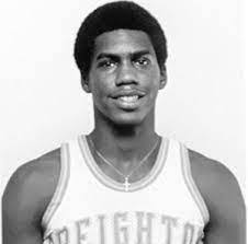 Vernisha Moore's Instagram, Twitter & Facebook