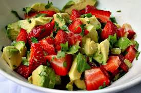 Salsa A L Avocat Et A La Fraise Temps De Preparation 10 Min Ingredients 2 T Fraises 1 Avoca Recettes De Cuisine Trempette Pour Legumes Salade Fraise
