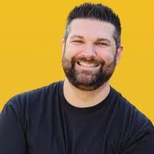 Edward Bartosiewicz's Instagram, Twitter & Facebook