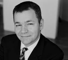 MS Annual FR6:Layout 1