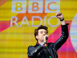 Nick grimshaw says radio 1 early starts destroyed his love life. Qrkbrtfrue8m M