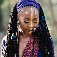 Ebony Payne-English (@EbonyOshun)