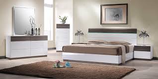 Two Tone Wood Contemporary Design Set Chicago Illinois J M Furniture Sanremo Modern Bedroom Furniture Bedroom Sets Beautiful Bedroom Decor