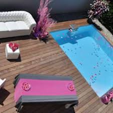 Moderner Pool Von Piscinelle Bangkirai Terrassendielen Moderne Pools Terrassendielen