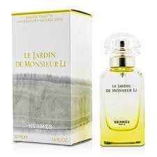 Le coffret le jardin de monsieur li est composé d'une eau de toilette vaporisateur 50 ml et un lait hydratant pour le corps 40 ml. Hermes Le Jardin De Monsieur Li Eau De Toilette Unisex Spray 50 Ml