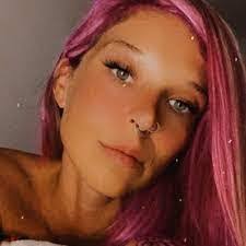 Erica Hein's Instagram, Twitter & Facebook