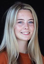 Community recognizes 2022 graduates