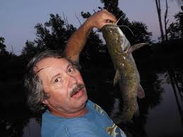 Are there catfish in East Lynn lake, West Virginia?