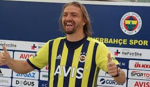 Jun 17, 2021 · morais'in gönderilmesinden sonra sol bek için arayışlarını sürdüren gaziantep fk takımı gözünü fenerbahçe takımının tecrübeli futbolcusu caner erkin'e dikti. Fenerbahce De Caner Erkin Affedildi News Kibris News Kibris