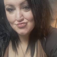 Liza Lowe (@liza.lowe.50) • Facebook