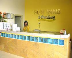 English words for penyambut tetamu include receptionist and greeter. Sun Inns Hotel Puchong Dnata Travel