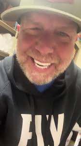 AI 😂 gimmie A Break. Please go find some live music. Restaurant, Bar,  venue etc…. #fyp #livemusic #realmusic www.songsbyjack.com