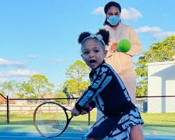 Auch stan wawrinka sagt für olympia ab. Tweets Of The Week Tennis Moms Show Off Their Kids Shapo Plays Rome Epic Tennis Canada