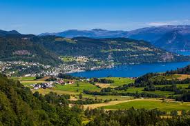 Elvevegen 5, 2642 kvam, norwegen. Kvam In Hardanger Fjord Norwegen Stockfoto Bild Von Kvam Fjord 86122014