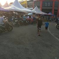 Atms with touch n go reload service, branches, coin deposit machine (banking hours only), kijang emas stock, maybank money exchange. Bazar Ramadhan Kuala Pilah 1 Tip