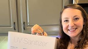 Amazon.com: Desinfectante de luz UV, caja UV desinfectante para teléfono