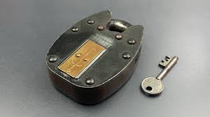 Are schlage locks really worth twice the price of the kwikset models? 838 Squire Defiant Insurance Padlock Picked Youtube