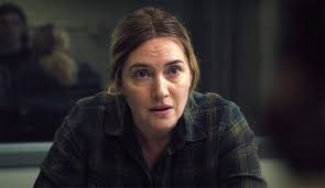 A detective in a small pennsylvania town investigates a local murder while trying to keep her life from falling apart. Kate Winslet Mare Of Easttown First Promotional Photos Facebook