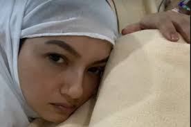 Gauhar Khan S Father Zafar Khan Dies Succumbed To Illness Gauhar spilled the beans on their breakup and the kind of equation kushal has always been very outspoken and rude with gauhar post their breakup. father zafar khan dies succumbed