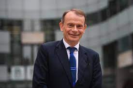 Andrew marr reveals he suffered a 'nasty' bout of covid despite having both jabs as he spoke to professor sir peter horby, the chairman of virus advisory group nervtag. Ggibd2m2dyhmkm