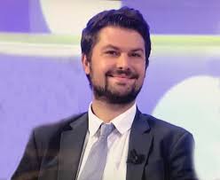 Resultado de imagem para Salvatore Cernuzio - Vaticanista