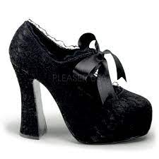Vampire heels