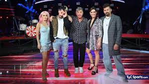 Cada participante se presenta de manera individual y 100% en vivo ante el público, buscando ganarse la mayoría de votos para pasar a la semifinal y gran final del 5 de septiembre. Atc3beszs Ax3m