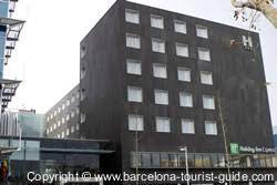 Además, este hotel se encuentra a 3,4 km de sagrada familia. Holiday Inn Express City 22 Hotel Review By Barcelona Tourist Guide