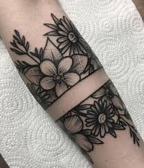 The armband tattoo designs most of the time are repetitive or stretched. 100 Best Tribal Armband Tattoos With Symbolic Meanings 2019