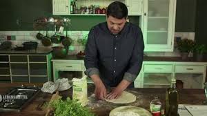Tim Malzers Rezepte Aus Dem Film Lebensmittel Check Mit Tim Malzer Lebensmittel Rezepte Mit Sauerkraut Kohlrouladen Rezepte