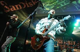 mike shinoda and chester bennington chester bennington bennington mike shinoda