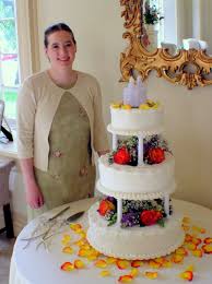 3 Tier Wedding Cakes With Pillars Tier Pillar Wedding Cake Aƒae A A Aƒa A A A A Wedding Cake Pictures Cake Elegant Wedding Cakes