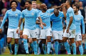انضم دي بروين إلى السيتي قادما من فولفسبورغ مقابل 55 مليون جنيه إسترليني في أغسطس/آب 2015، وأمامه سنتان ونصف لتجديد العقد. Ø§Ù„Ø³ÙŠØªÙŠ ÙŠØ³Ø­Ù‚ Ø³ÙˆØ§Ù†Ø³ÙŠ ÙÙŠ Ù„ÙŠÙ„Ø© Ø§Ù„Ø§Ø­ØªÙØ§Ù„ Ø¨Ù„Ù‚Ø¨ Ø§Ù„Ø¨Ø±ÙŠÙ…ÙŠØ±Ù„ÙŠØ¬ Ø´Ø§Ù‡Ø¯