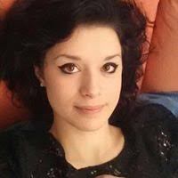 Anna Senno's Instagram, Twitter & Facebook