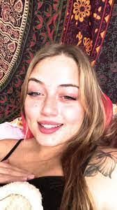 Victoria Coughlin's Instagram, Twitter & Facebook