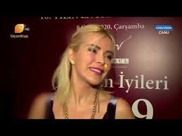 Ucan Kus Tv Canli Masa Omur Gedik Engelsiz Yasam Vakfi 10 Yilin En Iyileri Odul Toreni Youtube