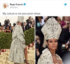 Met Gala 2018 Smh Hilarious Chinese Prom Dress Memes